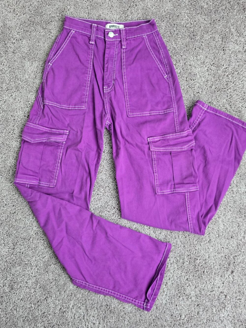 Aphrodite Hot Topic Purple Contrast Stitch Cargo Pants Wide Leg Y2K Jeans 9
